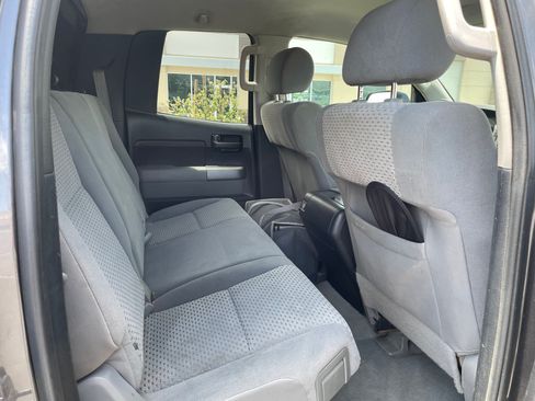 Used 2011 Toyota Tundra 4x4 Double Cab w/ TRD Off-Road Pkg image 9