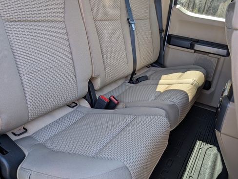 Used 2021 Ford F250 XLT w/ XLT Premium Package image 9