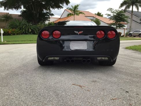 Used 2008 Chevrolet Corvette Z06 w/ Preferred Equipment Group image 4