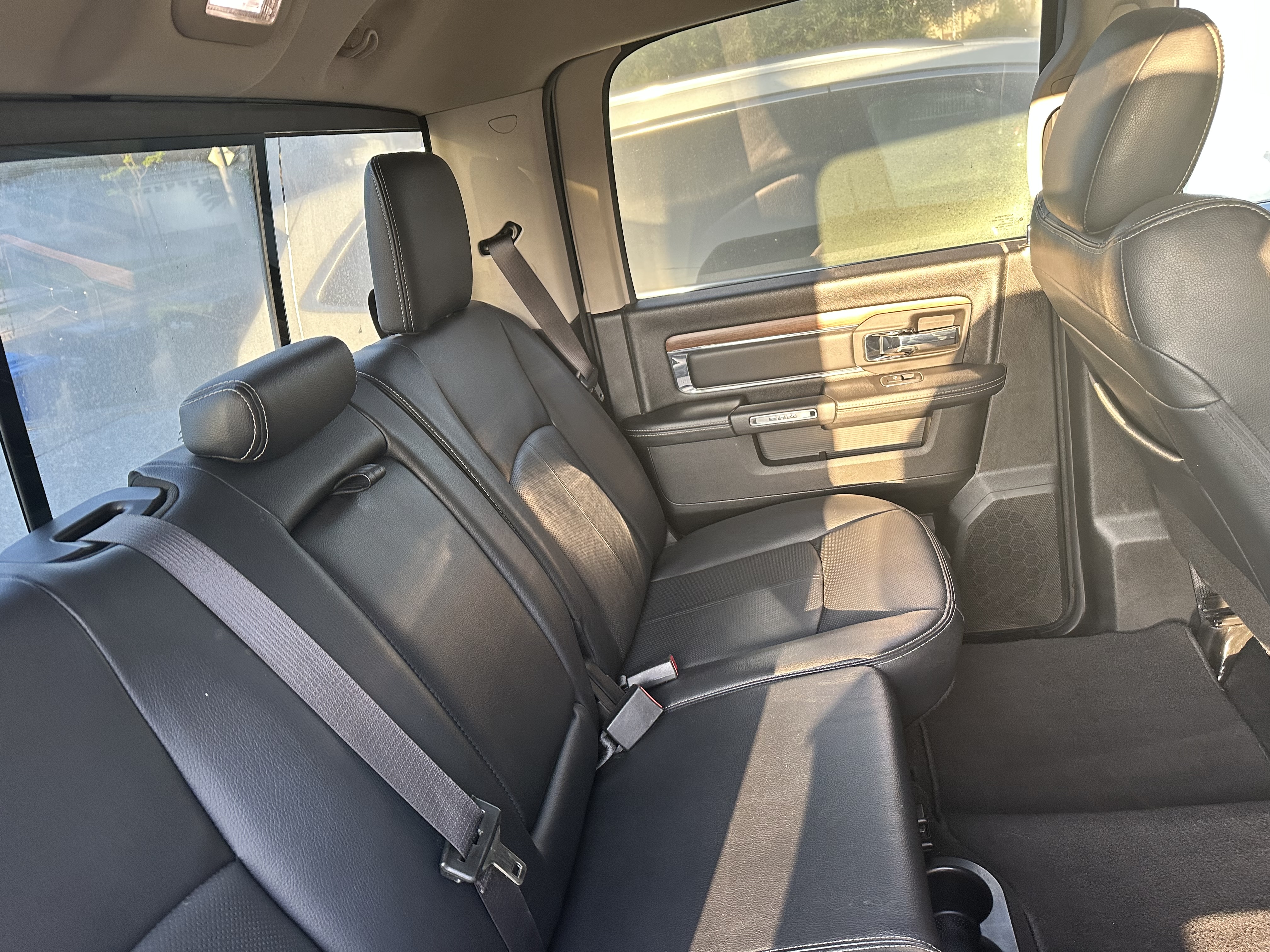 Used 2019 RAM 1500 Laramie RWD image 23