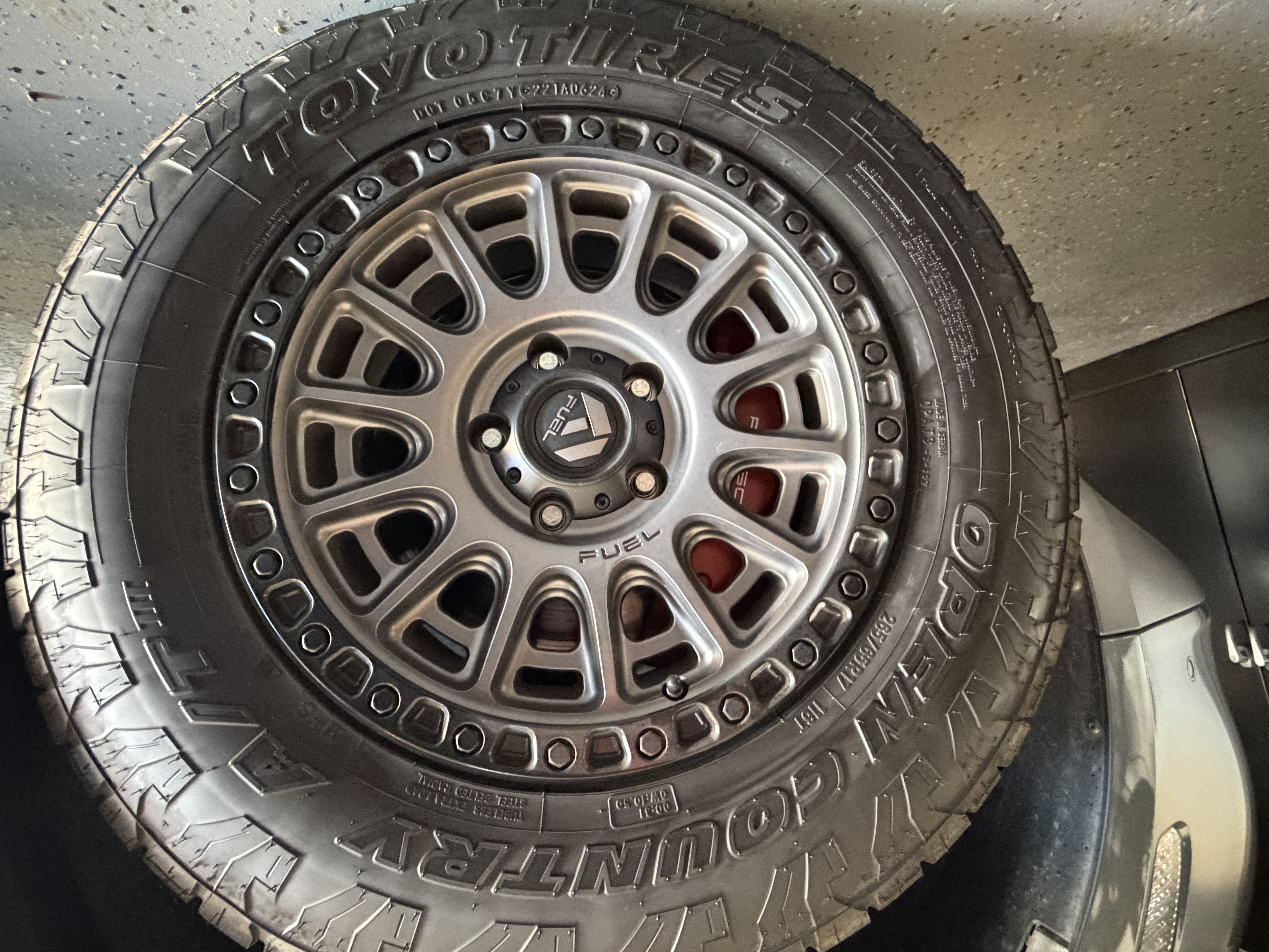 Used 2005 Porsche Cayenne Turbo AWD/4WD image 18