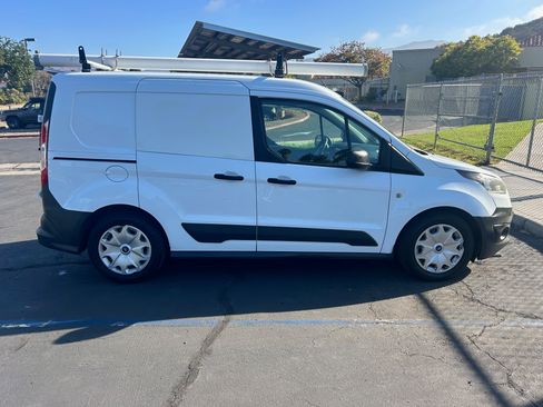 Used 2016 Ford Transit Connect XL image 1