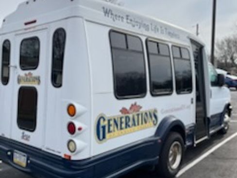 Used 2004 GMC Savana 3500 image 2