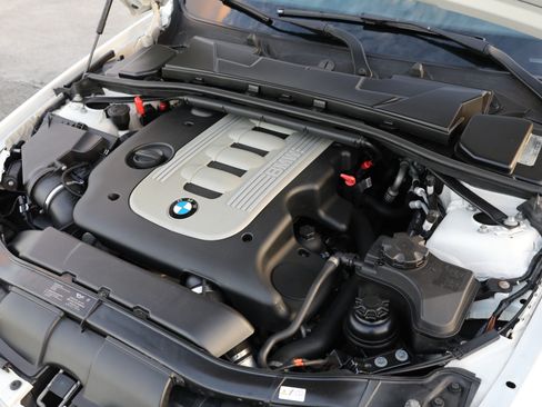 Used 2011 BMW 335d Sedan image 24