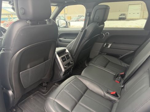 Used 2020 Land Rover Range Rover Sport HSE image 12