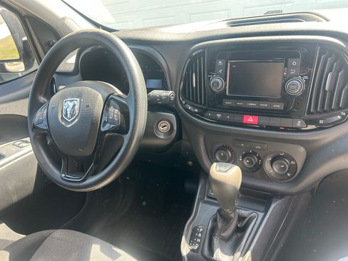 Used 2020 RAM ProMaster City Tradesman FWD image 13