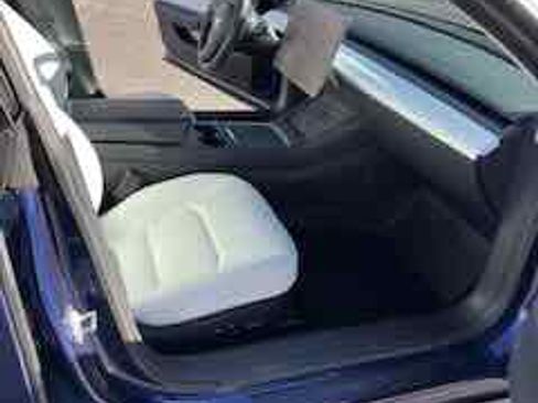 Used 2021 Tesla Model 3 Long Range image 4