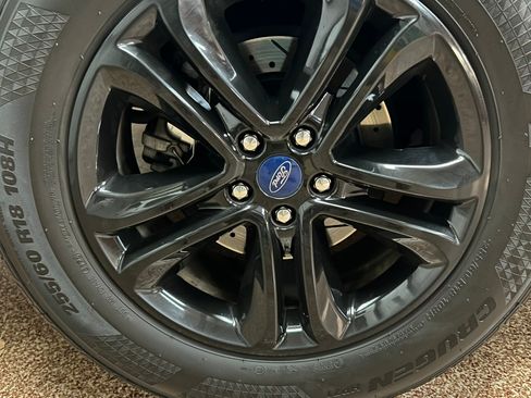 Used 2020 Ford Edge SEL AWD/4WD image 12