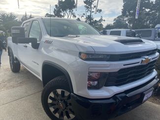 Used 2024 Chevrolet Silverado 2500 Custom w/ Custom Value Package AWD/4WD video 1