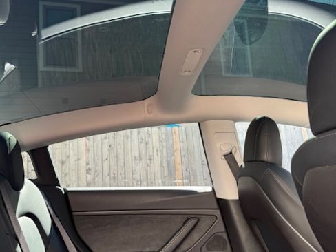 Used 2020 Tesla Model 3 Long Range image 20