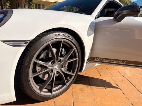 Used 2019 Porsche 911 Carrera T image 12
