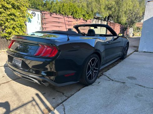 Used 2021 Ford Mustang Premium image 6
