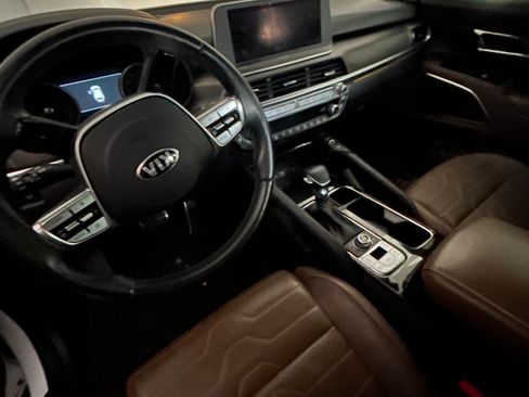Used 2021 Kia Telluride SX w/ SX Prestige Package image 14