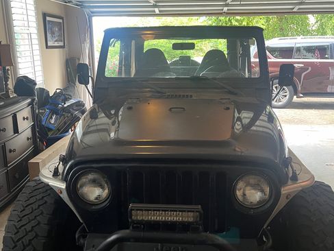 Used 1999 Jeep Wrangler Sahara image 13