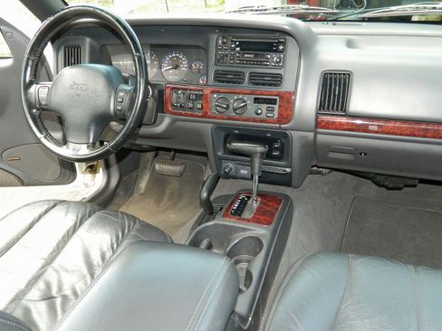 Used 1998 Jeep Grand Cherokee Limited AWD/4WD image 17