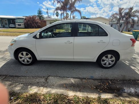 Used 2007 Toyota Yaris S image 4