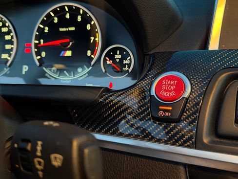 Used 2014 BMW M6 Convertible image 12