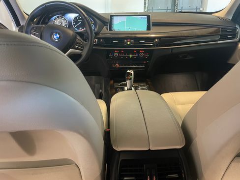 Used 2015 BMW X5 xDrive35i image 10