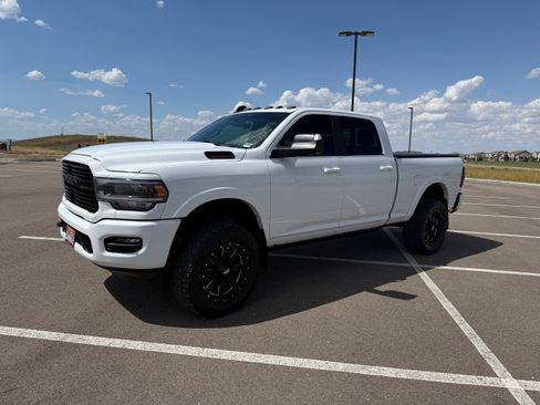 Used 2020 RAM 3500 Laramie AWD/4WD image 1