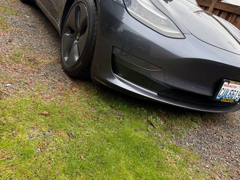 Used 2020 Tesla Model 3 Long Range image 9