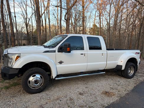 Used 2013 Ford F450 Lariat w/ Lariat Ultimate Pkg AWD/4WD image 8