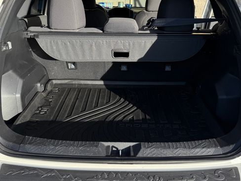 Used 2025 Subaru Crosstrek 2.0i Premium image 13