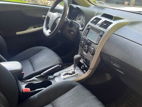 Used 2012 Toyota Corolla S FWD image 6