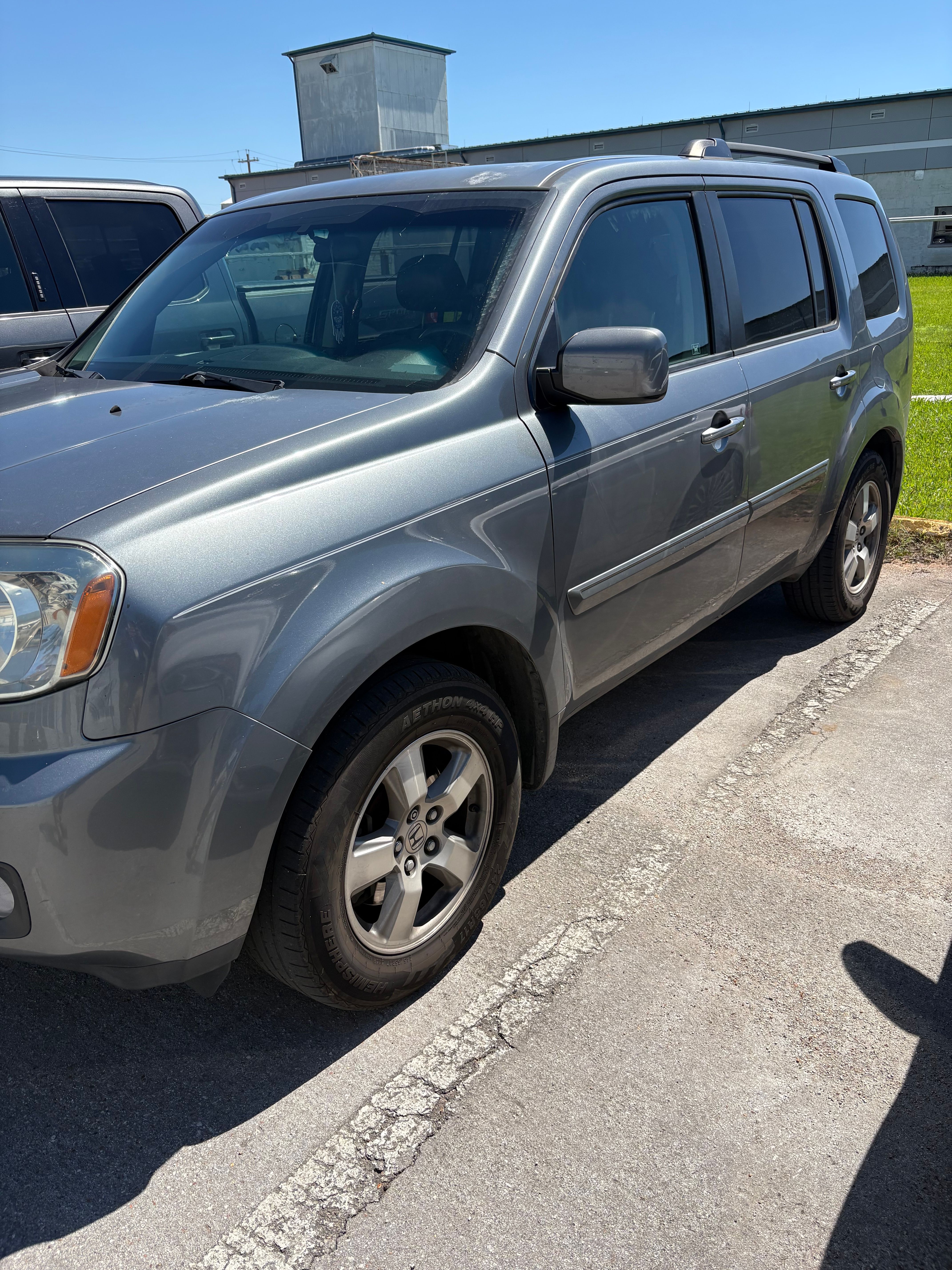 Used 2009 Honda Pilot EX image 1