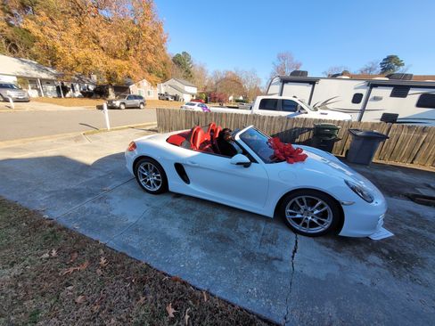 Used 2013 Porsche Boxster image 2
