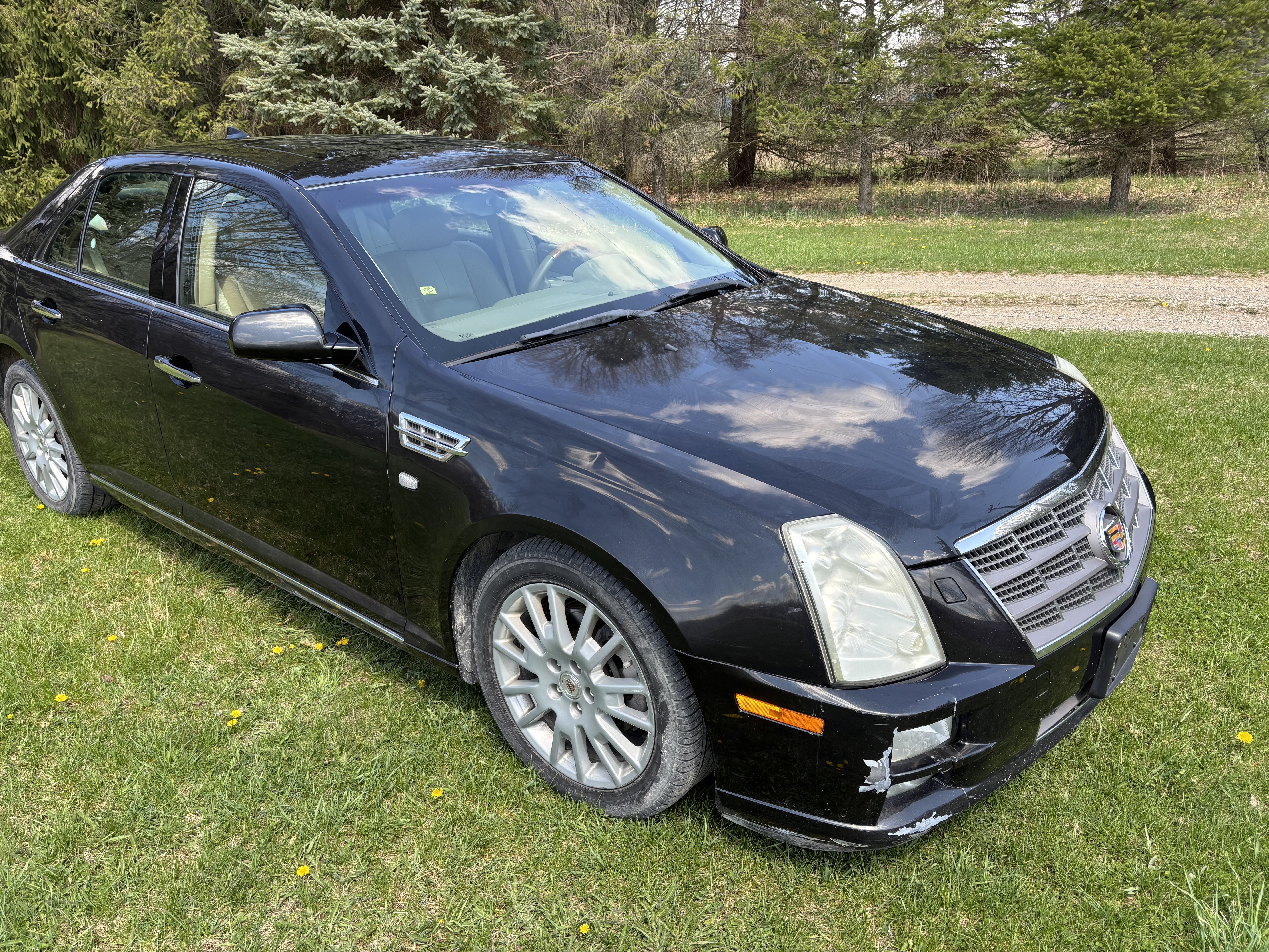 Used 2011 Cadillac STS image 4