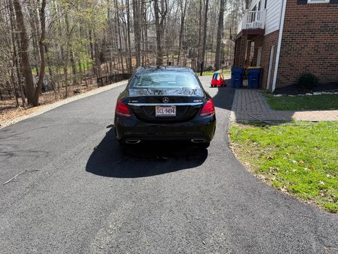 Used 2015 Mercedes-Benz C 300 C 300 4MATIC Sedan 4D image 5