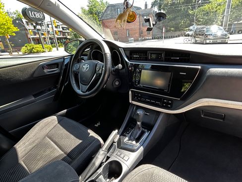 Used 2017 Toyota Corolla iM w/ Carpet Mat Package FWD image 21