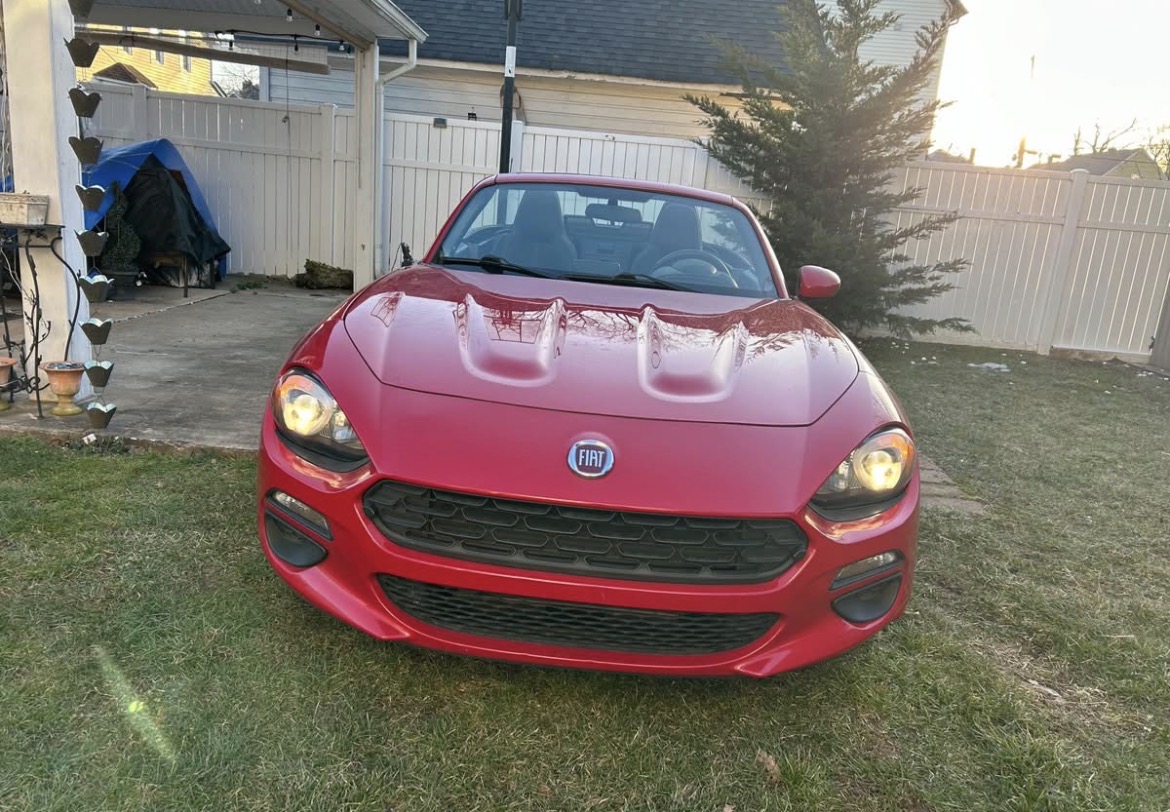 Used 2017 FIAT 124 Spider Lusso RWD image 8