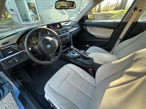 Used 2015 BMW 328i xDrive Sedan AWD/4WD image 4
