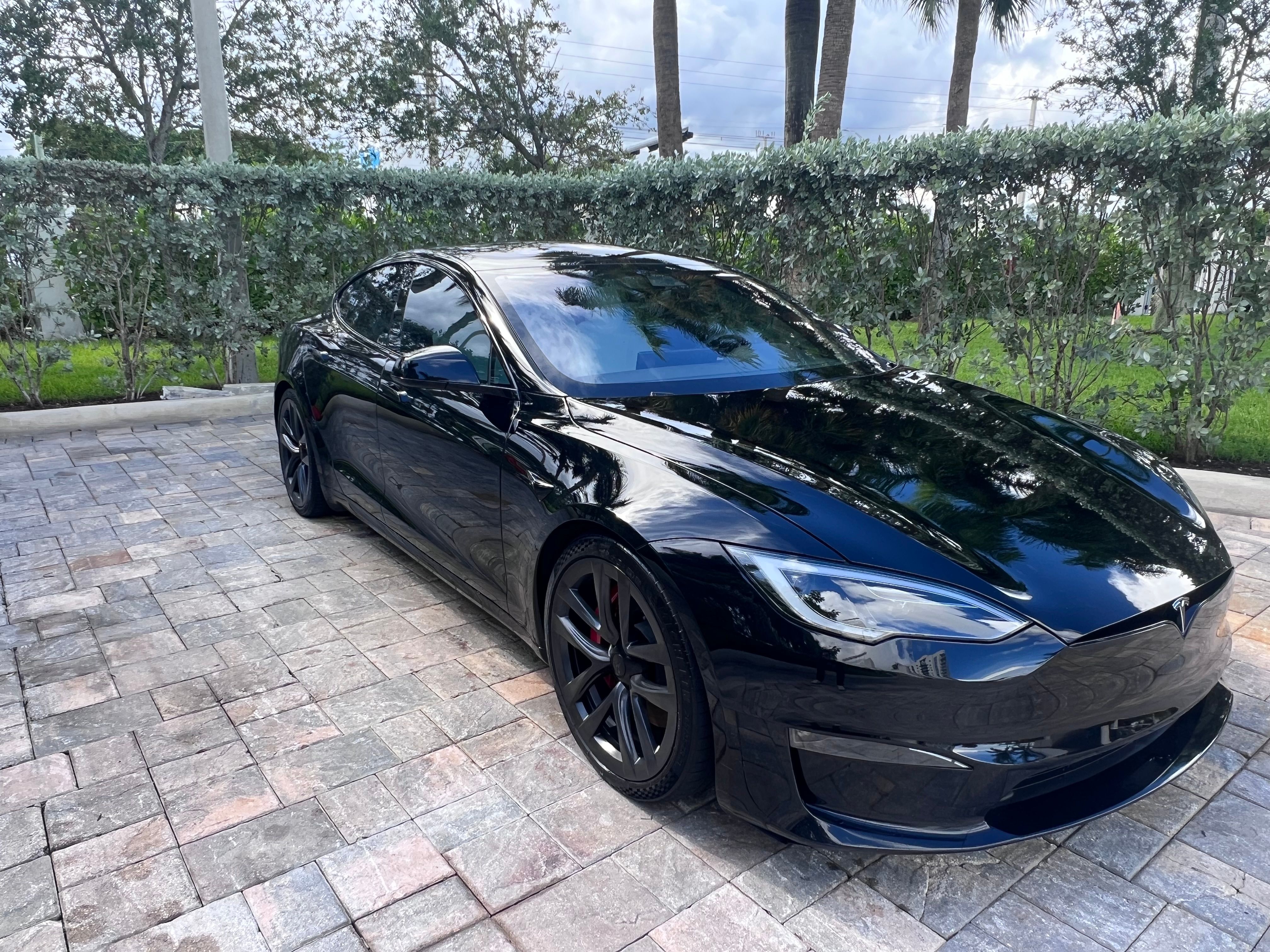 Used 2023 Tesla Model S Plaid AWD/4WD image 1