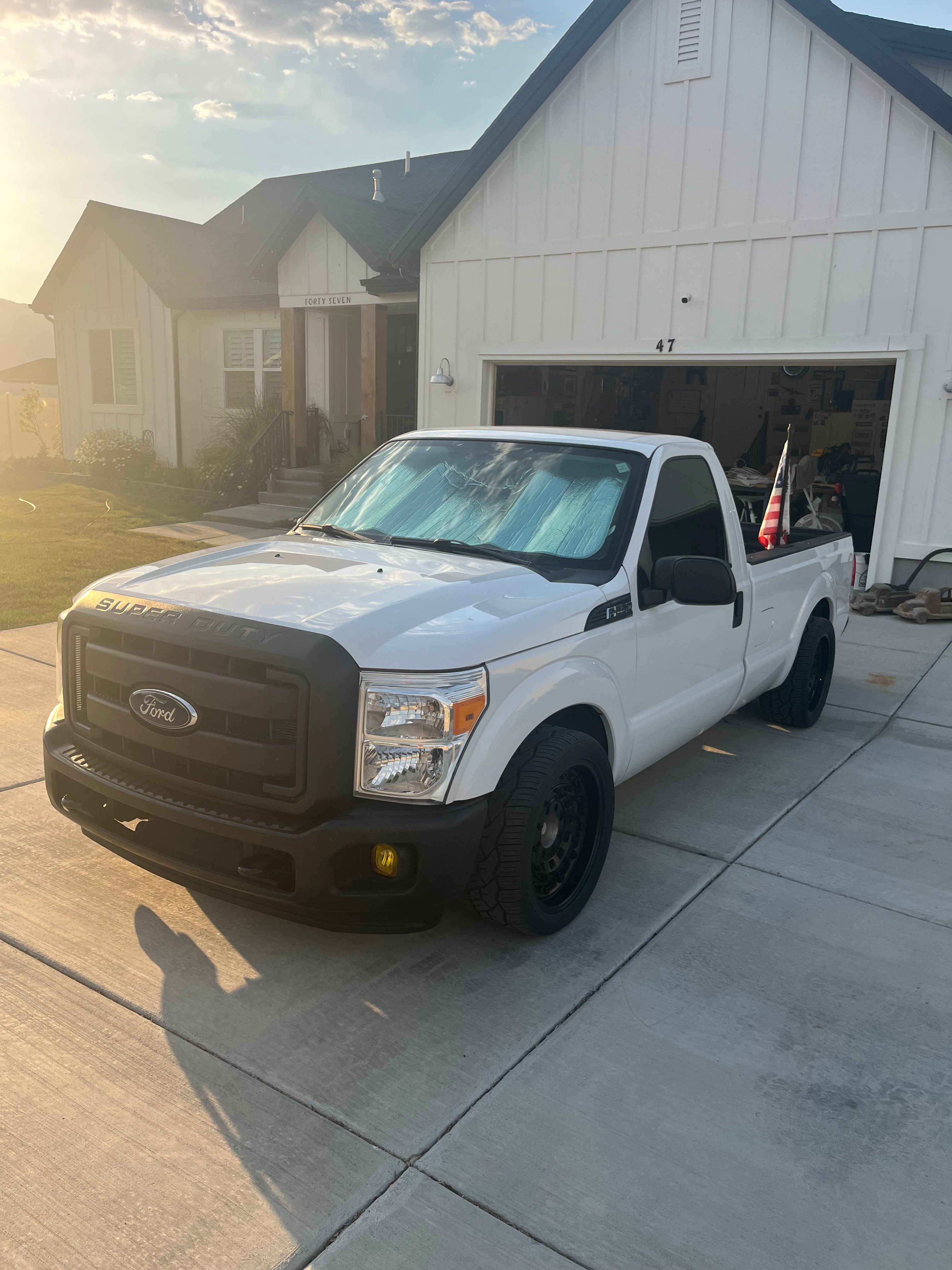 Used 2013 Ford F250 XL w/ PWR Equipment Group RWD image 2