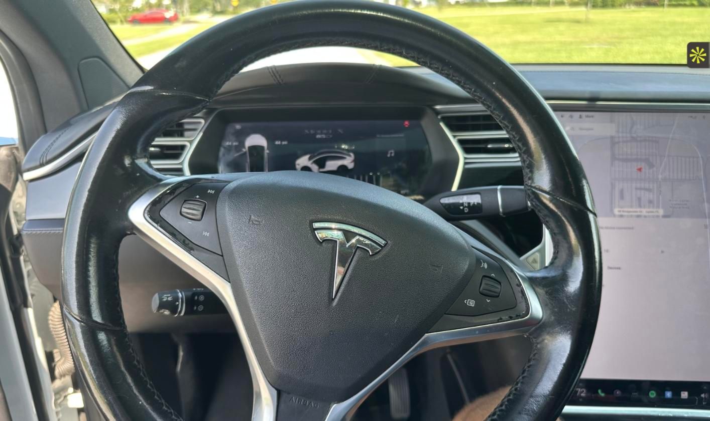 Used 2016 Tesla Model X 90D AWD/4WD image 14