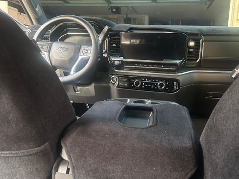 Used 2023 Chevrolet Silverado 1500 RST image 9