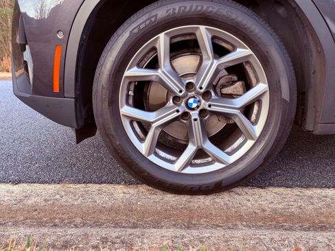 Used 2023 BMW X3 sDrive30i w/ Premium Package image 9