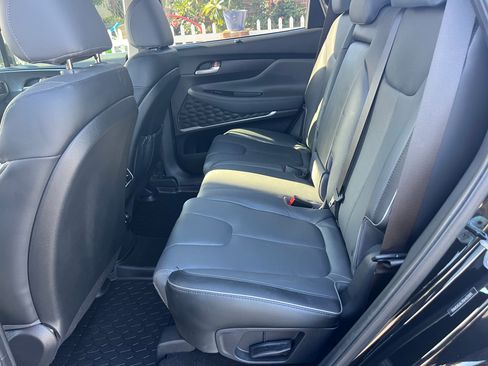 Used 2022 Hyundai Santa Fe Limited image 11
