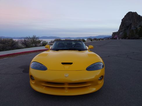 Used 2001 Dodge Viper RT/10 RWD image 8