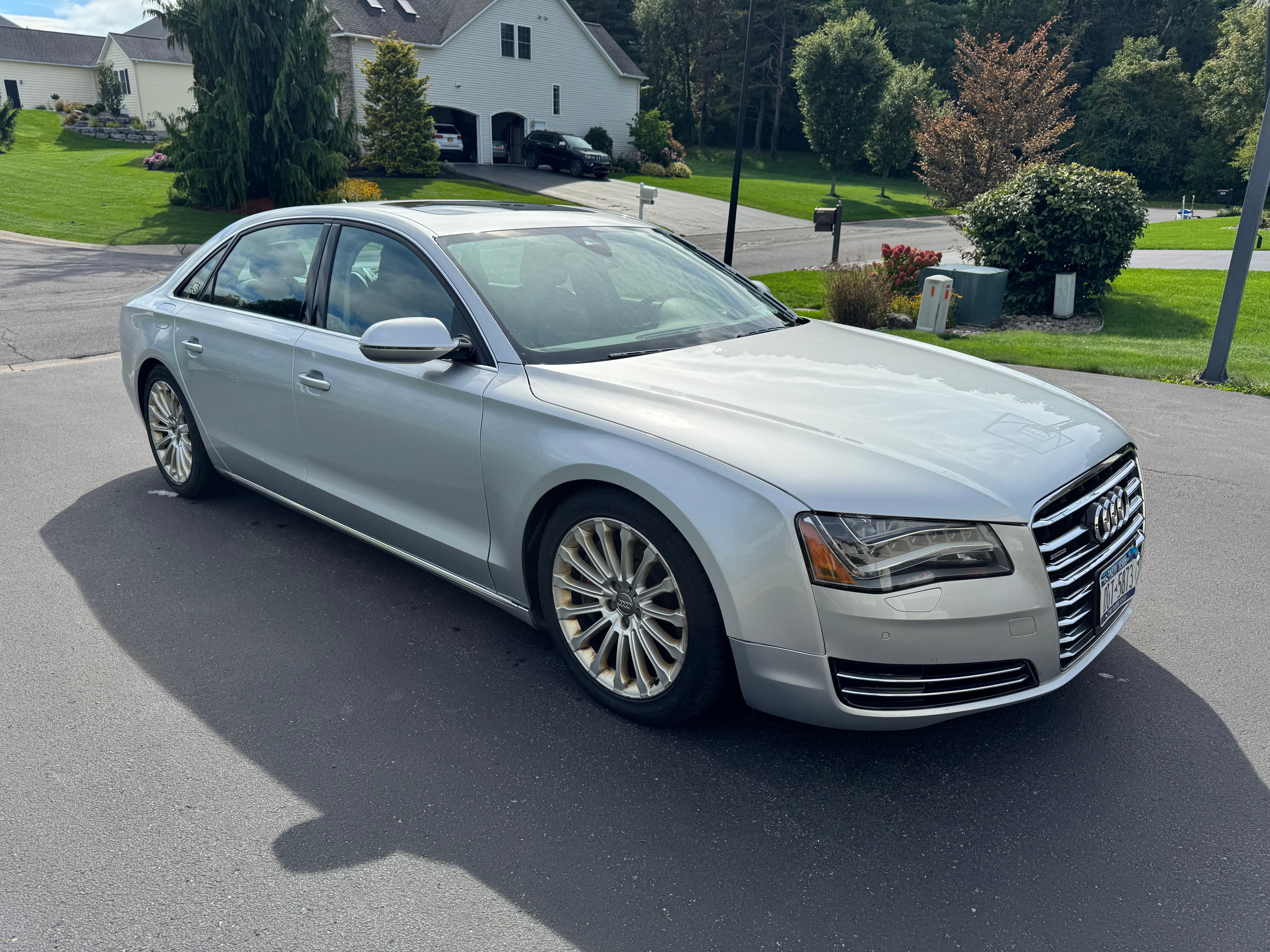 Used 2014 Audi A8 L 4.0T AWD/4WD image 16