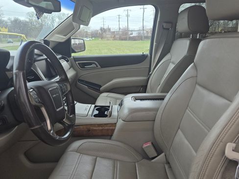 Used 2015 GMC Yukon XL Denali w/ Premium Package image 15
