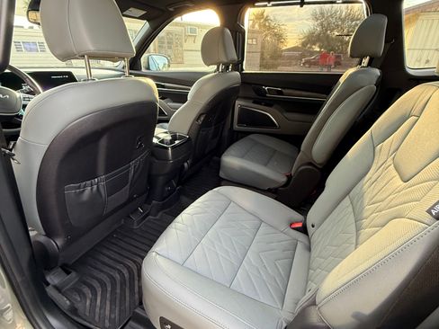 Used 2024 Kia Telluride SX X-Line image 11