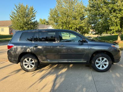 Used 2012 Toyota Highlander FWD