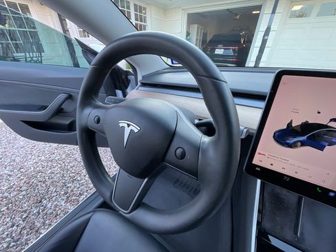 Used 2019 Tesla Model 3 Standard Range Plus image 30