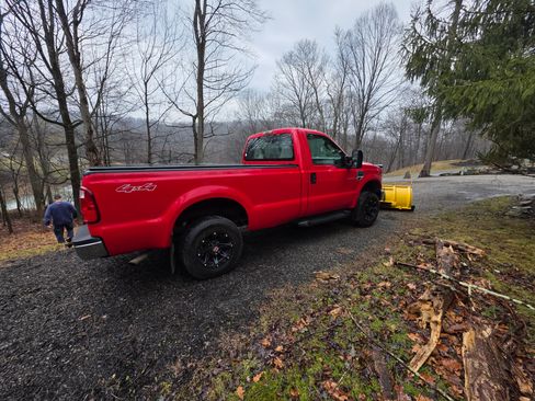 Used 2008 Ford F250 XL image 2