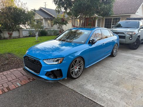 Used 2020 Audi S4 Premium Plus w/ Premium Plus Package image 2