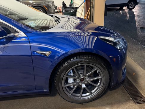 Used 2018 Tesla Model 3 Long Range image 13