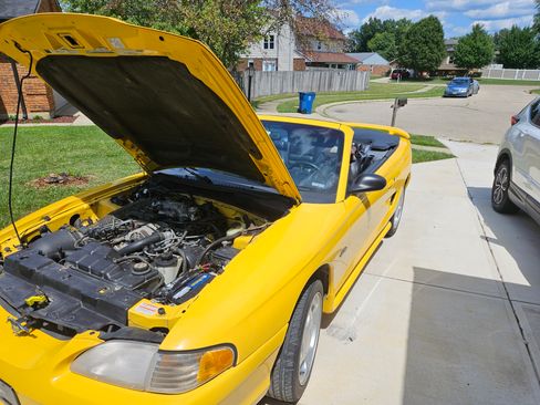 Used 1998 Ford Mustang GT image 10